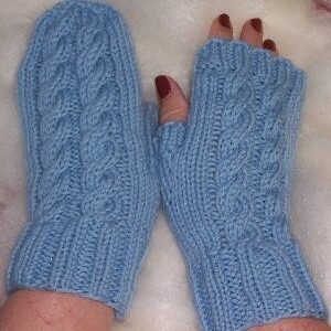 ROSEMARY’S TWO-CABLE MITTENS OR GLOVELETS